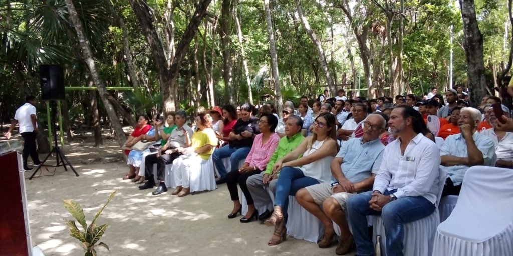 Autoridades municipales festejaron el aniversario del Parque Kabah.