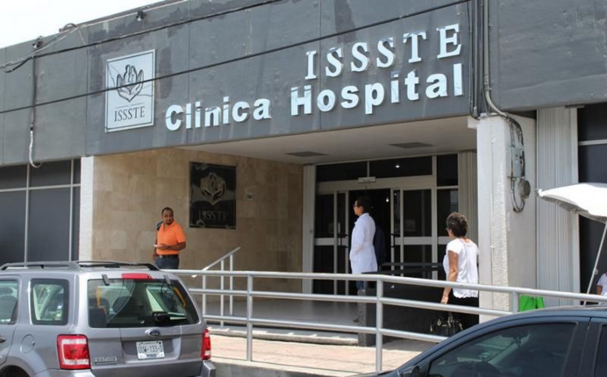 Investigan a médico del hospital del ISSSTE Chetumal.