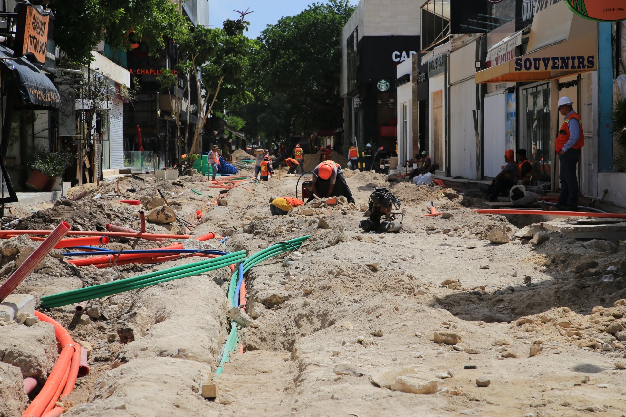 En el tendido de cableados, no se informó del que están haciendo para gas natural