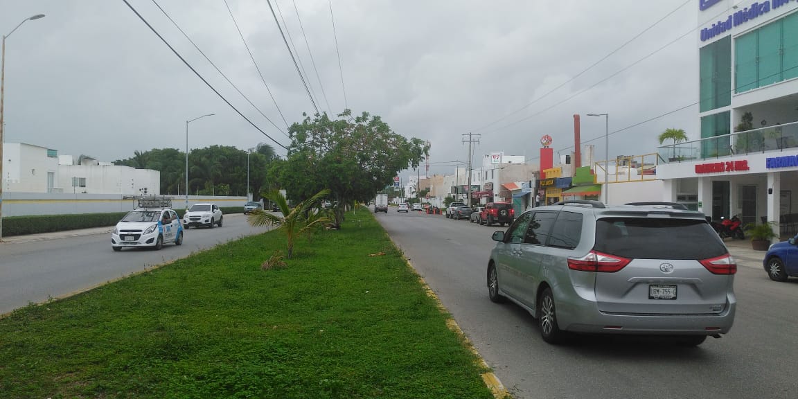 El tráfico aumento en las avenidas de Cancún en el primer día de la Nueva Normalidad