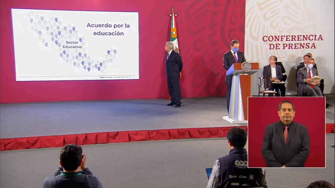 Anuncio del ciclo escolar 2020-21 en México