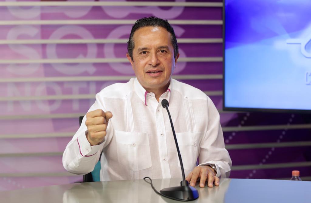 Carlos Joaquín anuncia la vuelta de la zona sur al semáforo naranja.