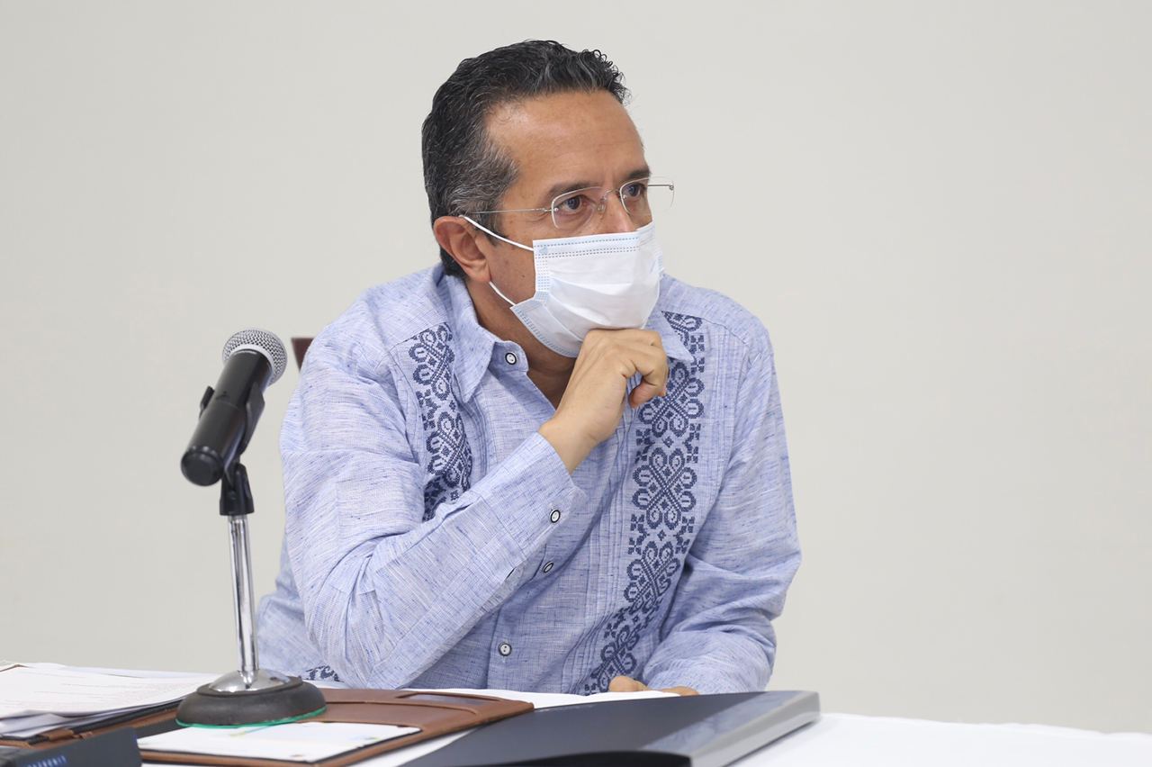 Carlos Jpaquín recomienda plan para el país