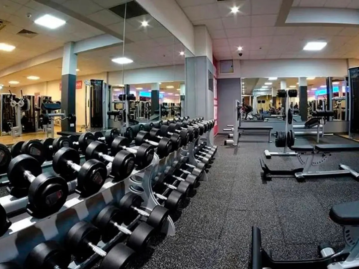 Gimnasios en locales cerrados permanecerán sin abrir