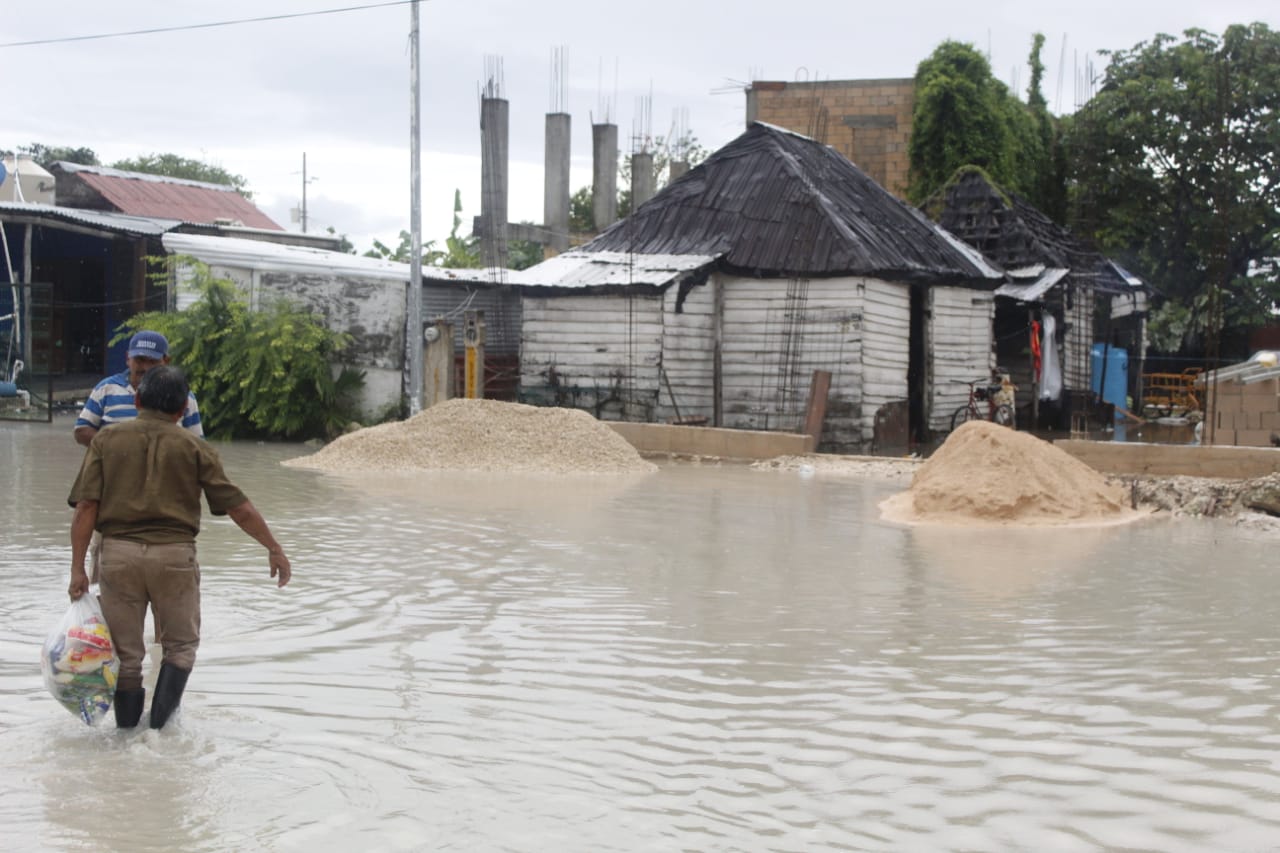 poblado de Mahahual inundado por las lluvias