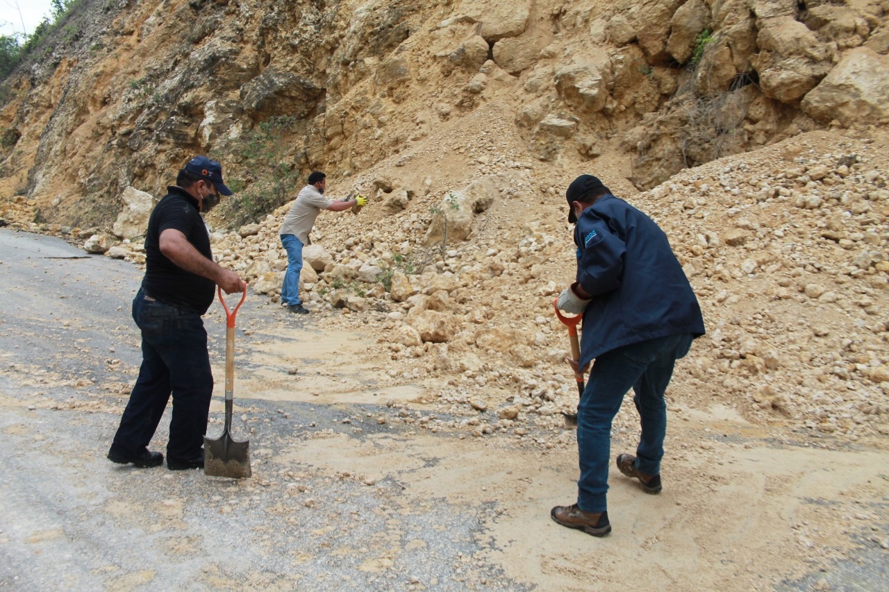 Retiro de escombro generado por las lluvias