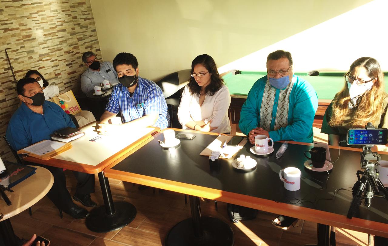 Conferencia de prensa contra feministas