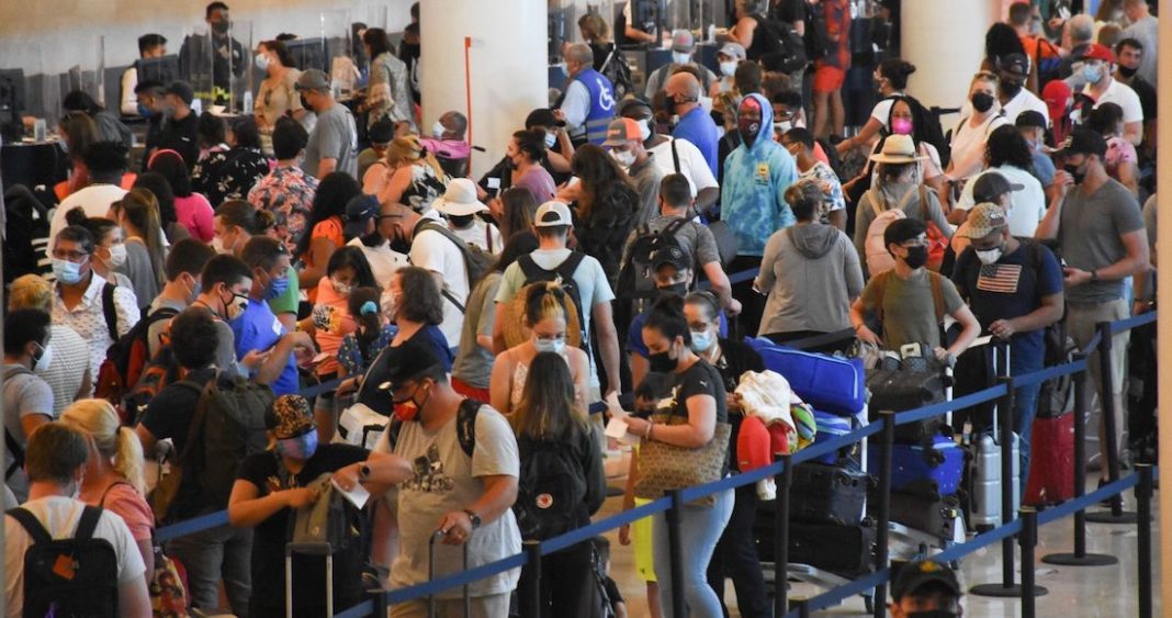 Aeropuerto Internacional de Cancún