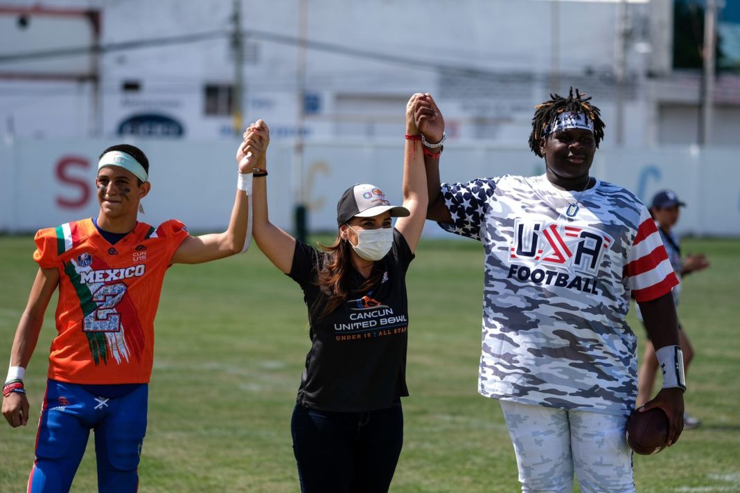 Mara Lezama fútbol americano