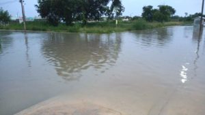 Ondas tropicales dejan inundaciones en Chetumal