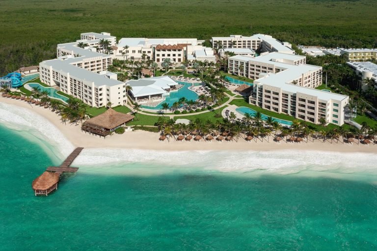 Deja dos muertos balacera en inmediaciones de un hotel de Puerto Morelos