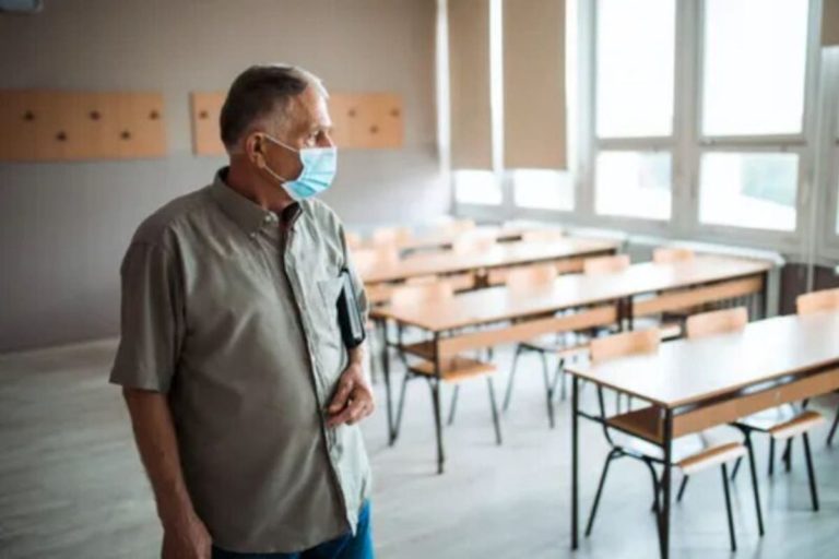 Abren registro a maestros de Quintana Roo para la vacuna de refuerzo