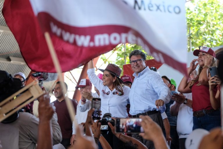 Senadores encabezados por Ricardo Monreal respaldan a Mara