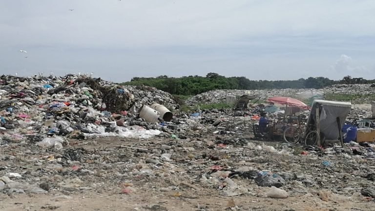 ¡Por fin! Alcaldesa capitalina atiende a ejidatarios de Calderitas por basurero