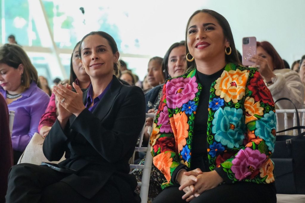 Voto | Reconocen la lucha de las mujeres en a política