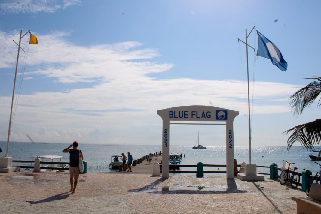 Playas blue Flag