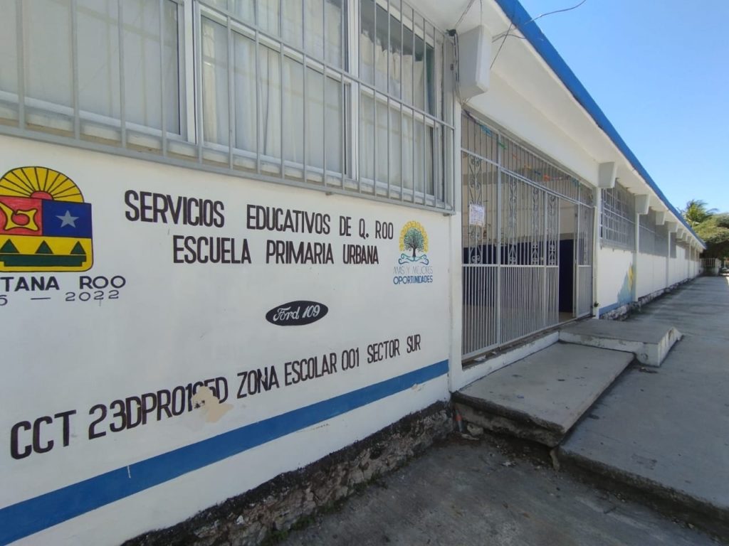escuela de Chetumal