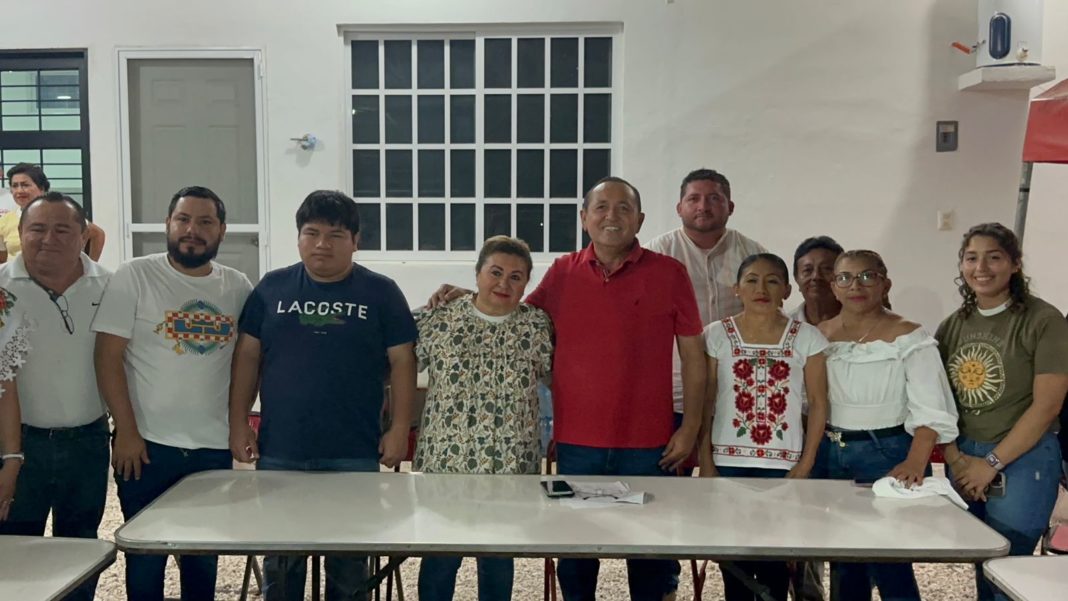 Nivardo Mena se proclama virtual ganador en Lázaro Cárdenas