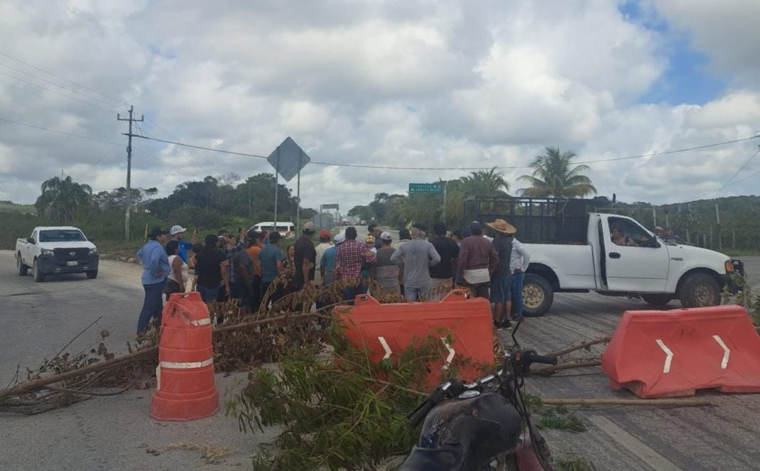 Carretera Chetumal-Escárcega