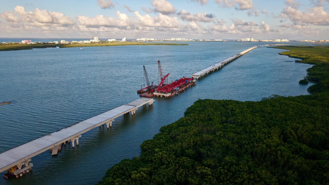 Puente Vehicular Nichupté